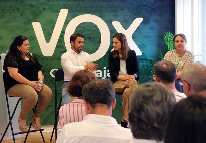 Ainhoa García reafirma en Guadalajara a la familia como eje de todas las políticas de VOX y denuncia la “estafa del bipartidismo”