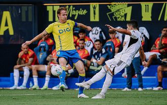 El Alba cae en Cádiz merced a un gol en el tiempo de descuento