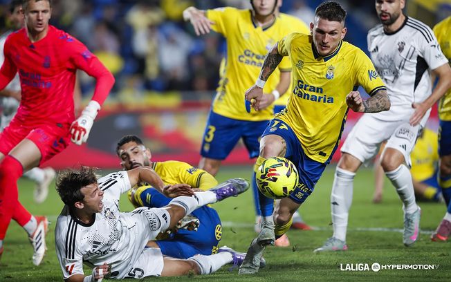 El Alba no logra puntuar en Gran Canaria en un partido donde hizo méritos para hacerlo