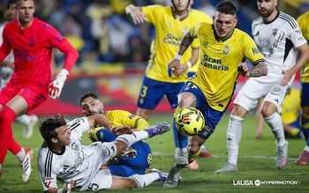 El Alba no logra puntuar en Gran Canaria en un partido donde hizo méritos para hacerlo