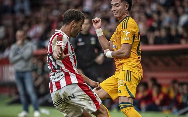 Locura inexplicable en Gijón con una remontada del Alba para el recuerdo