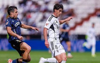 El Alba suma pero se queda con sensación de merecer más