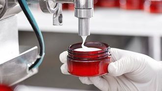 Alerta sanitaria: ordenan la la retirada de todos los productos de cuatro marcas de cosméticos