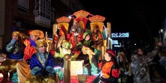 Alovera celebra una cabalgata con carpa para el frío