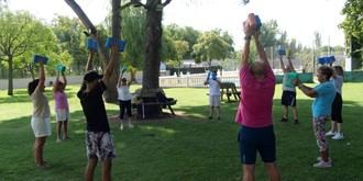 Alovera ofrece 120 plazas gratuitas de ocio para mayores este verano