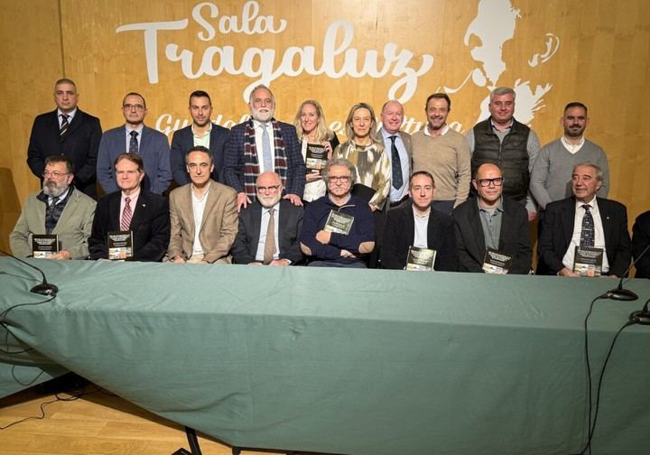 Guarinos resalta la historia y el futuro de la ingeniería en Guadalajara durante la presentación de un nuevo libro