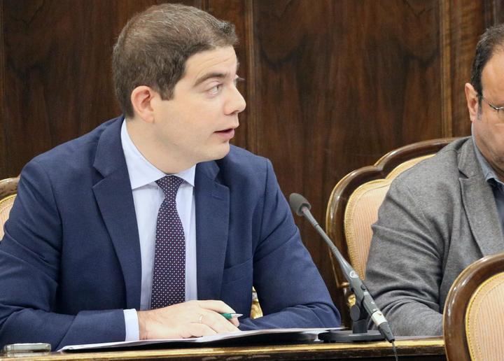 El PSOE se opone a la propuesta de VOX para controlar la presencia de lobos en Guadalajara mediante un control cinegético