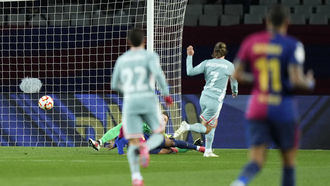 4-4. El Atlético de Madrid empata con el Barça en una semifinal frenética