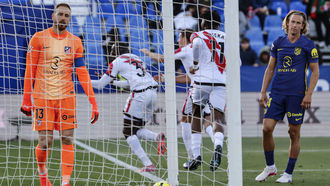 3-0. El Rayo se crece en Butarque ante un desconocido Atlético