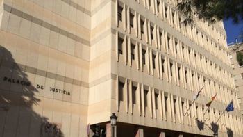 Fiscalía pide 2 años de cárcel a un vecino de Hellín acusado de trafico y tenencia de 60 plantas de marihuana