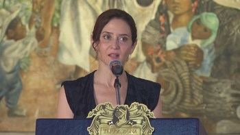 Ayuso denuncia que el gobierno de México y el de España la han puesto en peligro a ella y a su equipo