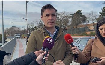 El Ayuntamiento de Guadalajara renueva la calle Zaragoza y activa un plan intensivo para reparar todos los baches provocados por las lluvias