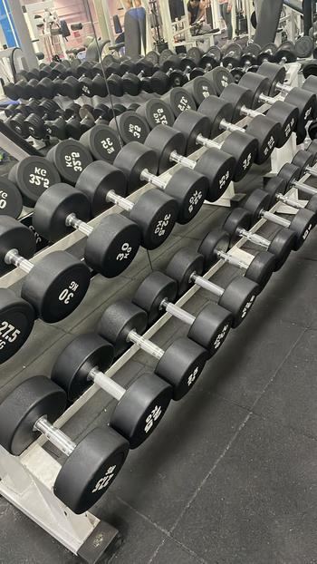 Brihuega continúa mejorando sus instalaciones deportivas con nuevas inversiones en el Polideportivo Municipal