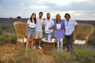Brihuega acogió la presentación de la novela El Silencio de la Lavanda, con el anuncio en exclusiva de su adaptación a la gran pantalla