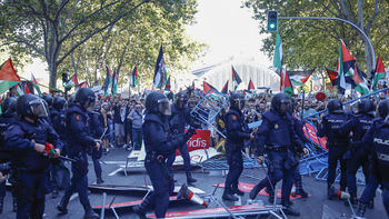 Pedro Delgado, contra los manifestantes de la Vuelta: 