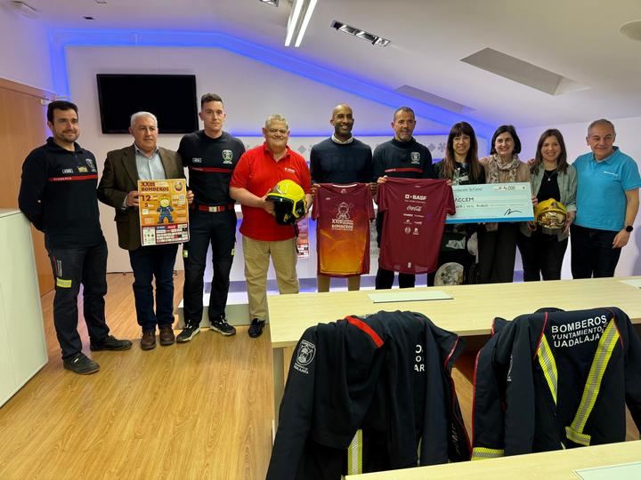 La XXIII Carrera popular de los Bomberos recorrerá este sábado las calles de Guadalajara con casi 500 corredores