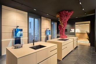 Küppersbusch presenta su gama MattBlack en Casa Decor 2025 con un diseño minimalista