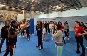 Cien personas asisten al Taller de Defensa Personal de la concejalía de Igualdad