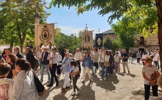 Medio millar de participantes acudieron al Encuentro de cofradías en Cifuentes