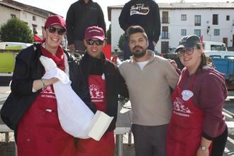 La Fiesta de las Legumbres en Cogolludo volvió a llenar la Plaza Mayor de sabor local