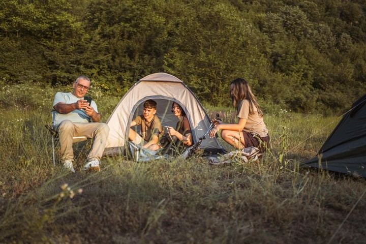 Conectividad satelital impulsa el turismo rural en alojamientos remotos