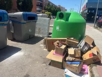 El Ayuntamiento de Azuqueca pone en marcha una campaña de vigilancia y control del correcto uso de los contenedores de papel y cartón