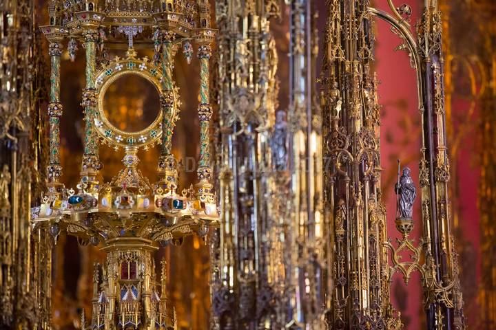 El Arzobispo de Toledo lamenta un mundo de guerras y corrupciones y pide mirarlo con entrañas de misericordia