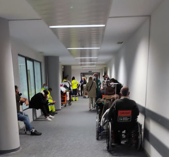 SATSE denuncia el fracaso de los planes de las consejerías para evitar el colapso en los hospitales