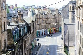 Los españoles eligen destinos internacionales para Semana Santa 2026, con ahorros de hasta el 30% en vuelos