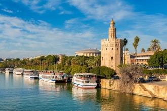 Los españoles eligen destinos nacionales para el puente de mayo, con Sevilla a la cabeza