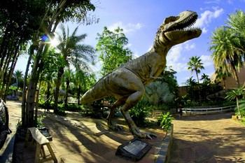 DINOLANDIA, el parque de dinosaurios robotizados, abrirá en Madrid el 2 de abril