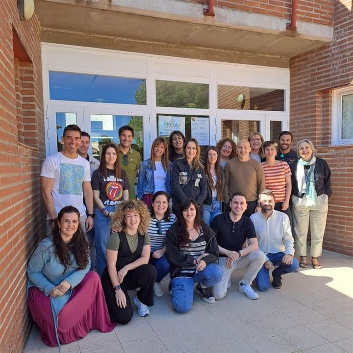 Docentes de seis colegios españoles se reúnen en Cabanillas para el proyecto 'Juntos Mejor'