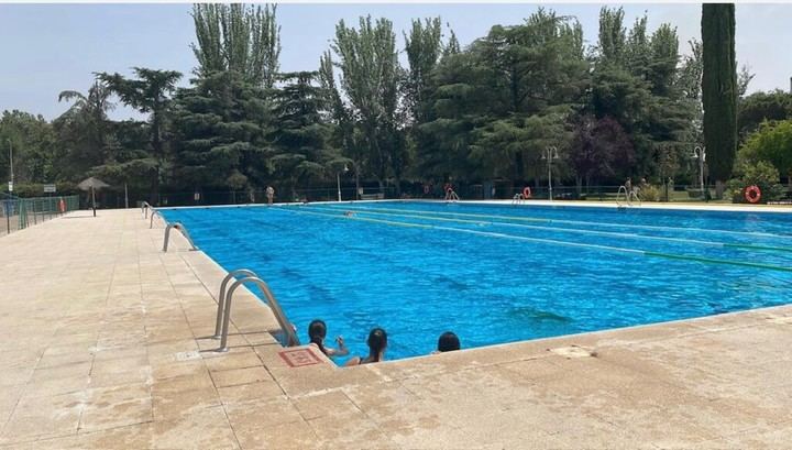 Socorristas rescatan a joven en piscina de Patrocinio