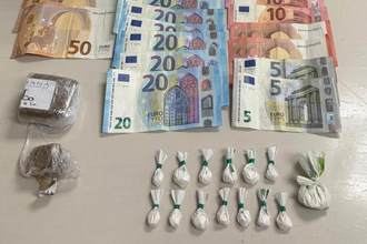 Detenido 'in fraganti' cuando realizaba un pase de droga en la calle Virgen de la Soledad de Guadalajara