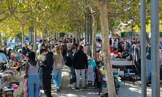 Récord de asistencia en el 15º Mercadillo de Segunda Mano en Cabanillas
