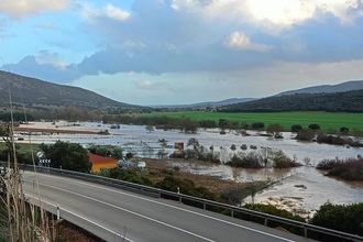 El embalse de Ciudad Real con más del 100% de su capacidad : la UME ya está trabajando sobre el terreno