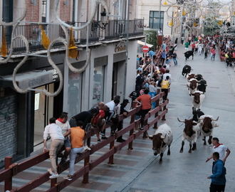 Guadalajara hace historia con el primer encierro por el casco histórico