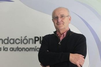 La vejez no es una enfermedad, afirma experto en geriatría