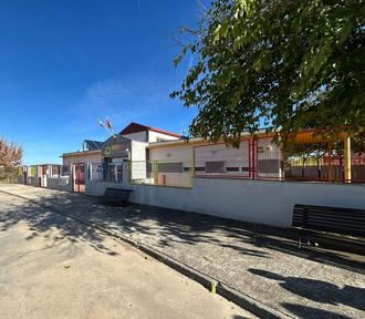 El Ayuntamiento de Fuentenovilla refuerza su apoyo a la Escuela Infantil para facilitar la conciliación de las familias