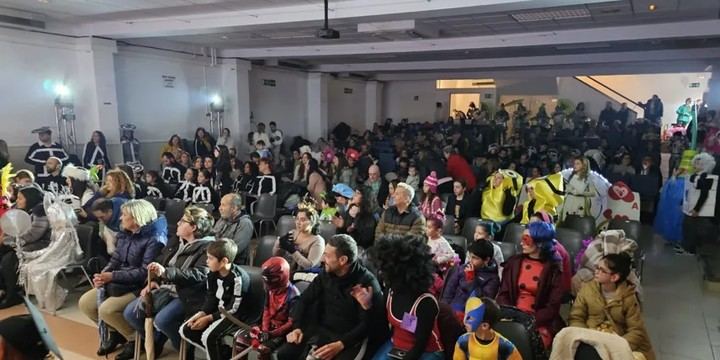 Carnaval 2025 en El Casar: una celebración inolvidable a pesar del mal tiempo