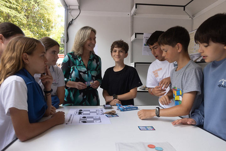 Cientos de escolares aprenden a explorar, descubrir y crear en la IV Feria de la Ciencia de Guadalajara