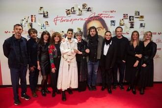 Emotiva première de 'Flores para Antonio' en Madrid con numerosas celebridades