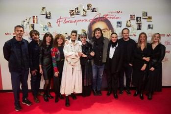 Emotiva première de 'Flores para Antonio' en Madrid con numerosas celebridades
