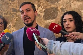 Podemos alerta que el escándalo puede ser mayor y pide a la Junta de Page aclarar si inició el diagnóstico de las mujeres que dieron positivo hasta mayo