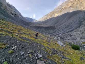 Descubren una biodiversidad desconocida bajo los glaciares rocosos alpinos amenazada por el calentamiento global