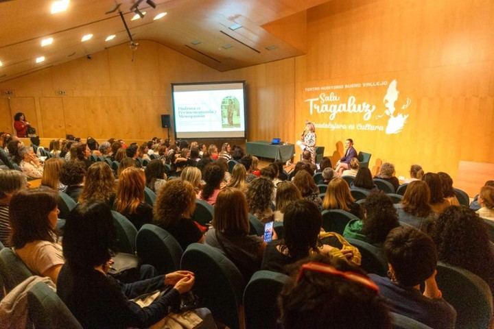 Éxito rotundo en charla sobre menopausia con Marta Marcé en Guadalajara