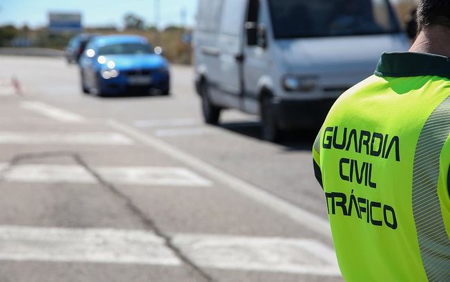 Detenido en la A-2 un camionero que sextuplicaba la tasa de alcohol permitida