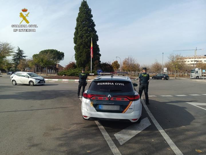La Guardia Civil detiene a cinco personas dedicadas al hurto en supermercados y empresas de Guadalajara
