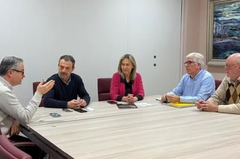 La alcaldesa de Guadalajara mantiene una reunión con la Agrupación Fotográfica para avanzar en las líneas de colaboración