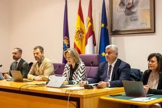 Guarinos destaca la importancia de la unidad en la defensa de los derechos de las mujeres